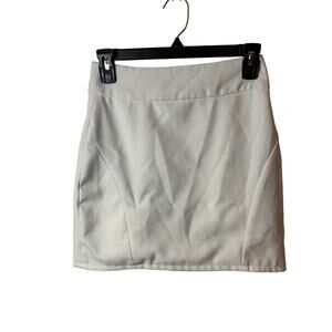 Banana Republic White Pull On Mini Skirt Size 00P